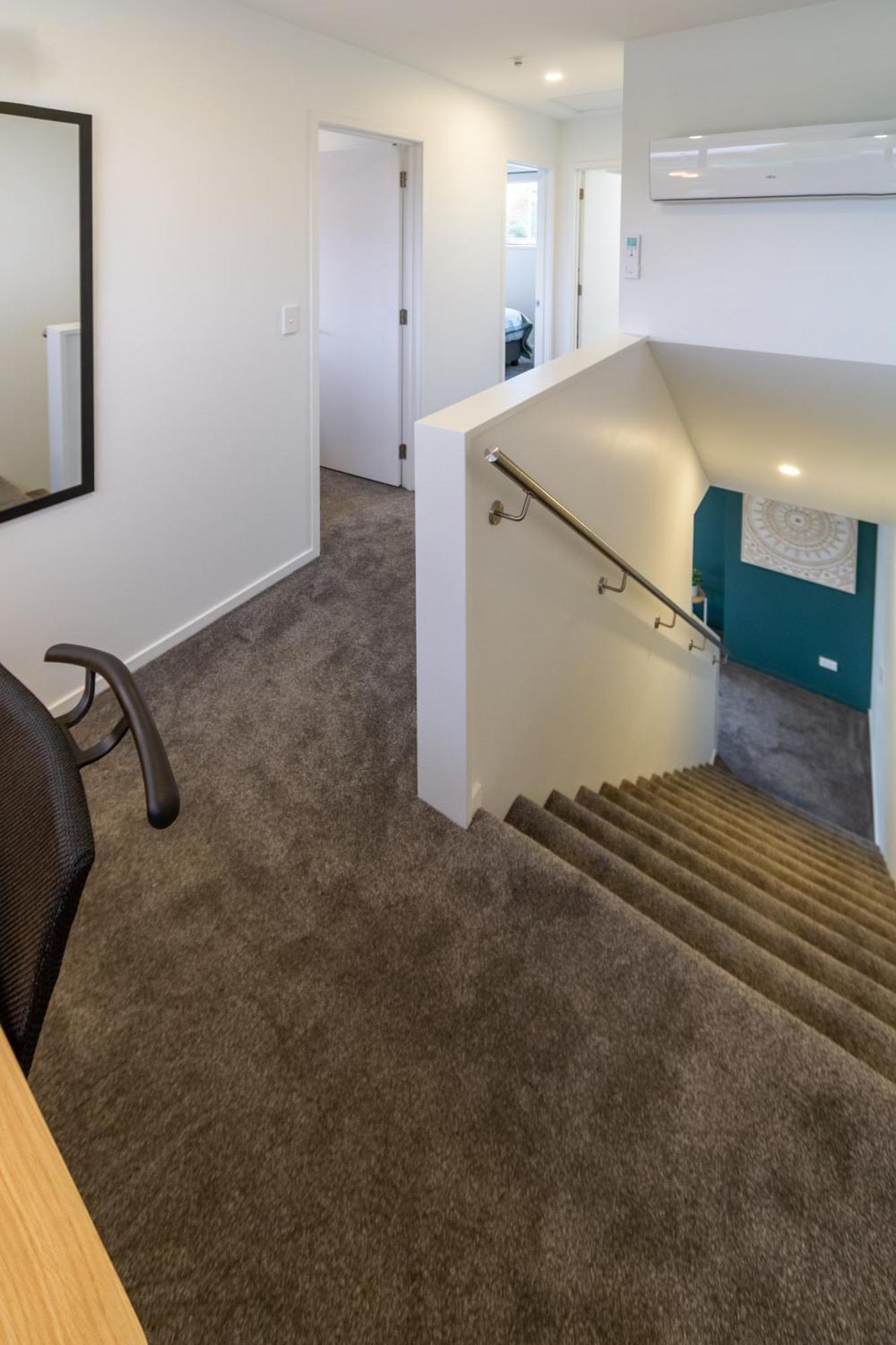 Serene Living 2 Bed With Carpark ไครสต์เชิร์ช ภายนอก รูปภาพ